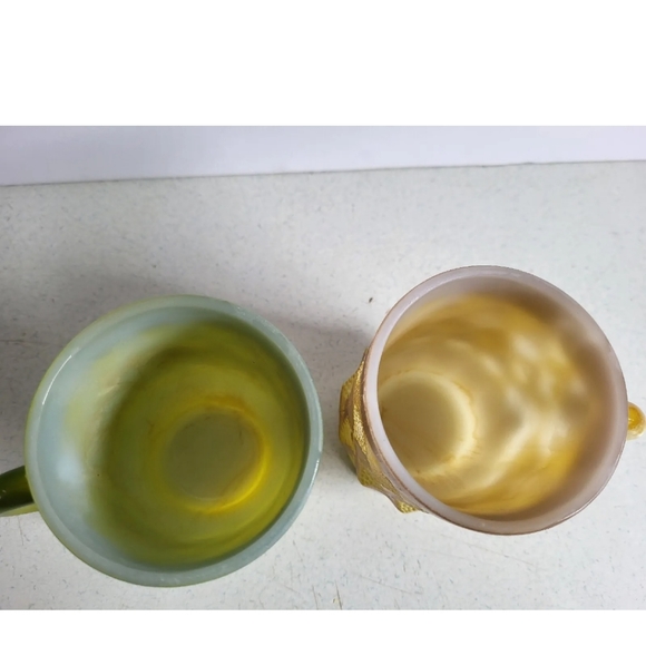 Milk Glass Coffee Mug Cup Vintage lot of 2 Fire King Diamond Point - Picture 6 of 7